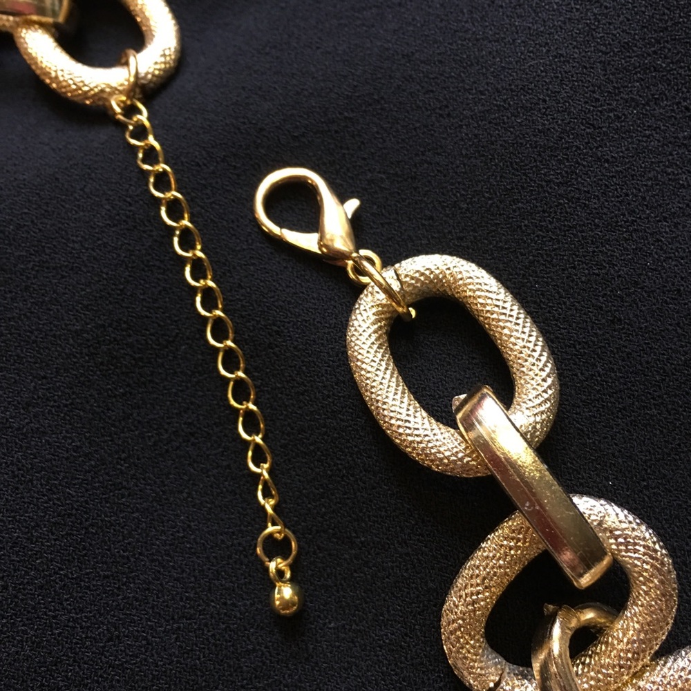 T & J Necklace - Picture 4 of 5